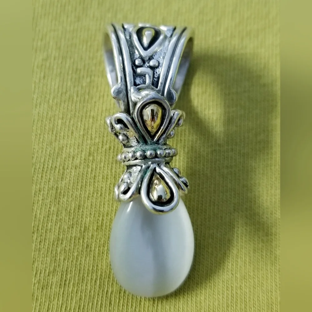 Tear Drop Shaped Moonstone Pendant In Victorian Revival Style.Stone 1.5mm Long - Picture 1 of 2